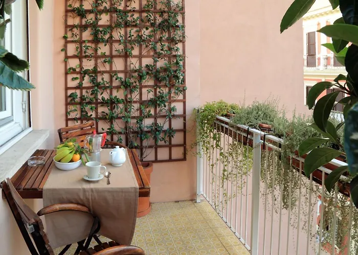 Апартаменты Deco's Place Teodora Рим